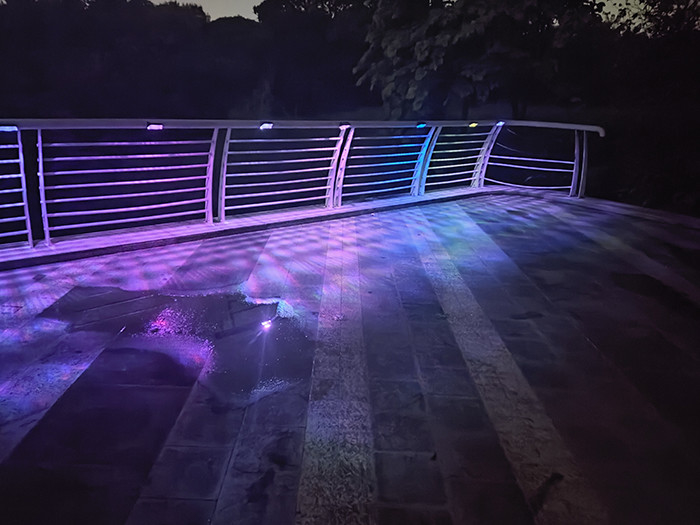 مصابيح LED الحديقة الدائمة 150g مع بطارية بطارية الليثيوم الثلاثية 3.7V / 51200MAH