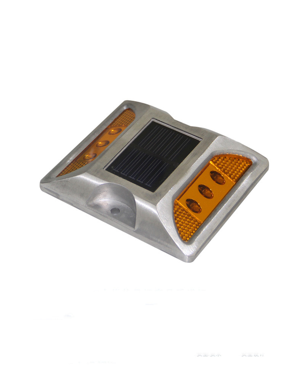 أبيض أصفر أحمر أزرق أخضر 330g 2 فولت LED الطاقة الشمسية الطرق المقابس العمل درجة الحرارة -20C- 70C سبيكة الألومنيوم
