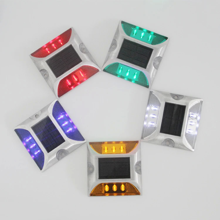 IP68 مضادات المياه للطريق الشمسية 1150g 2V للطريق السريع / الطريق / الطريق والتي تبلغ درجة الحرارة -20C-60C