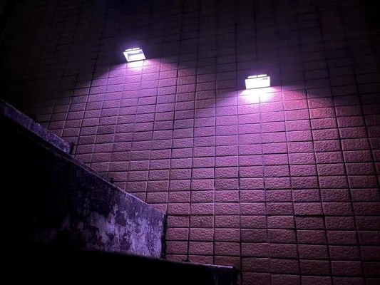 ضوء الحديقة الشمسية المقاومة للماء RGB IP65 الضوء غير المتحول للون